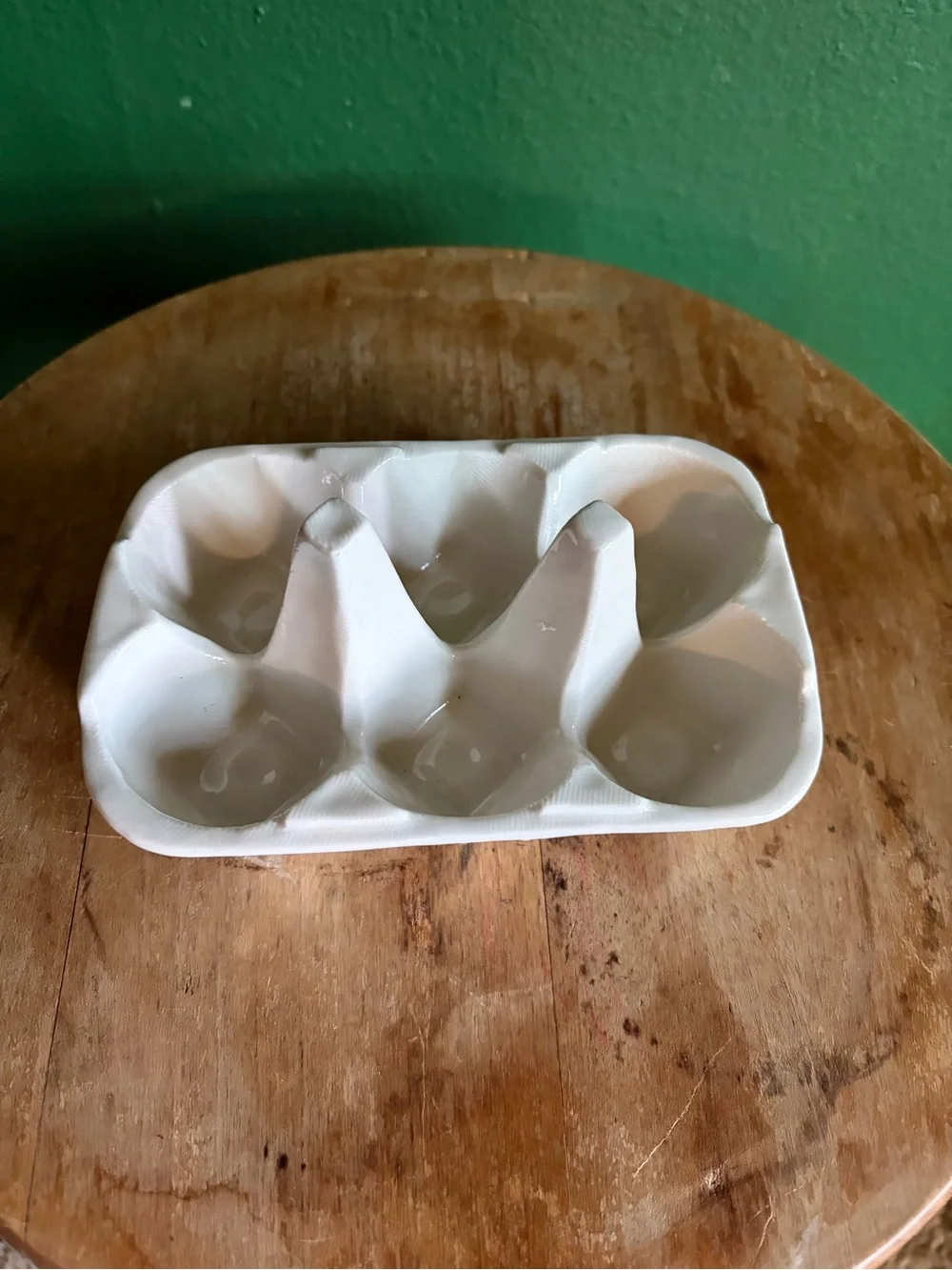 Vintage White Ceramic Egg Carton fits 6 eggs